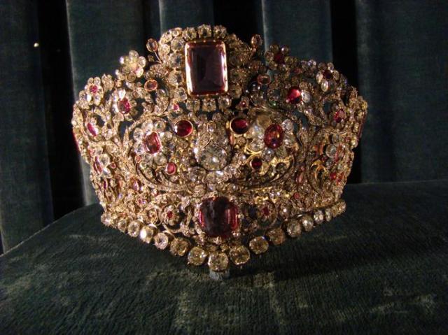 ruby-tiara
